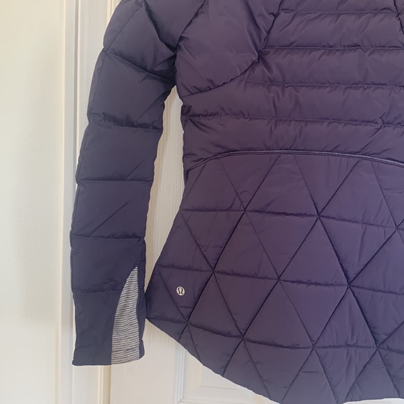 Lululemon Puff Jacket, Size 8 - Picture 11 of 15